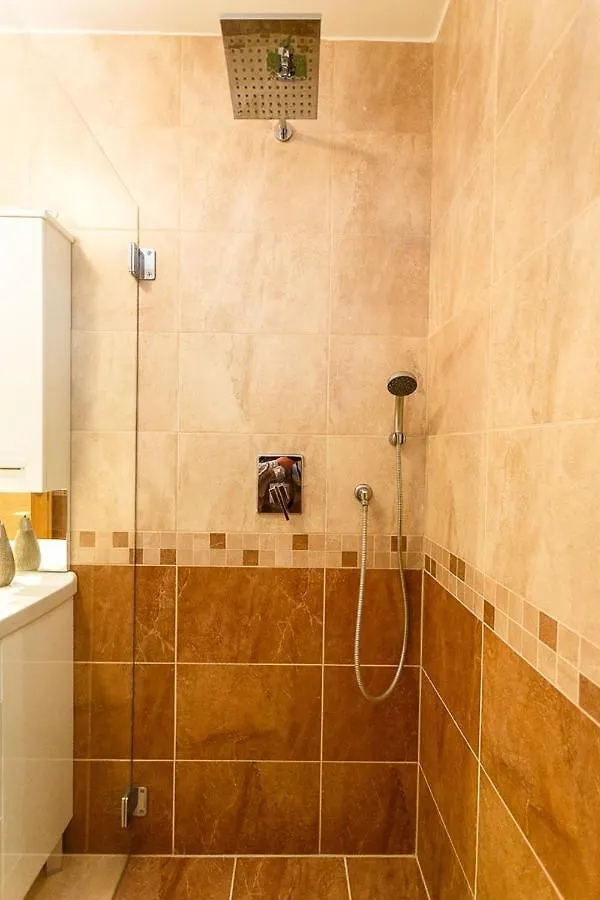 Apartment Adria 3 Malinska