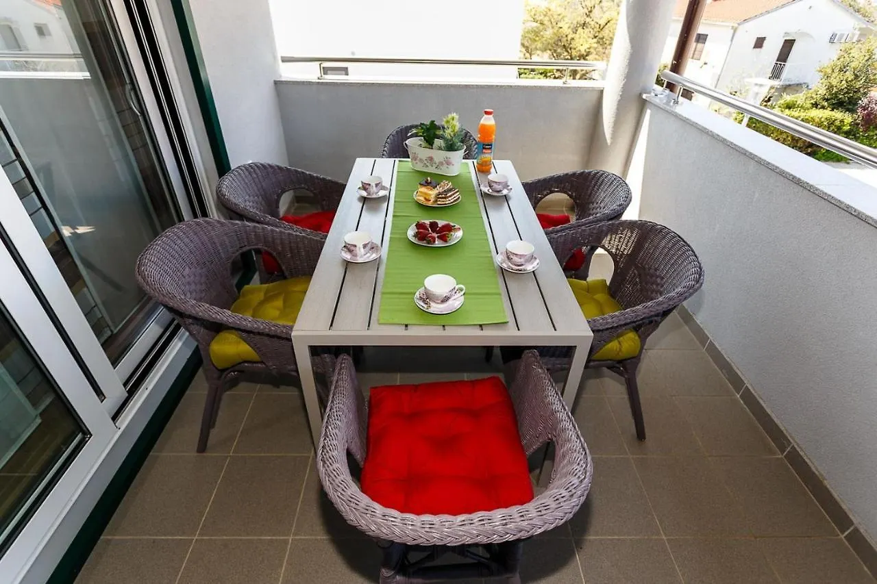 Apartment Adria 3 Malinska