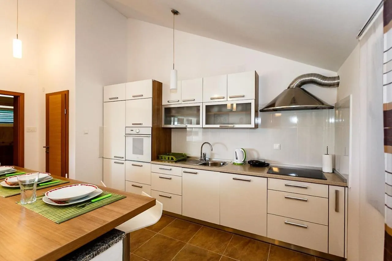 Apartment Adria 3 Malinska 0*,  Croatia
