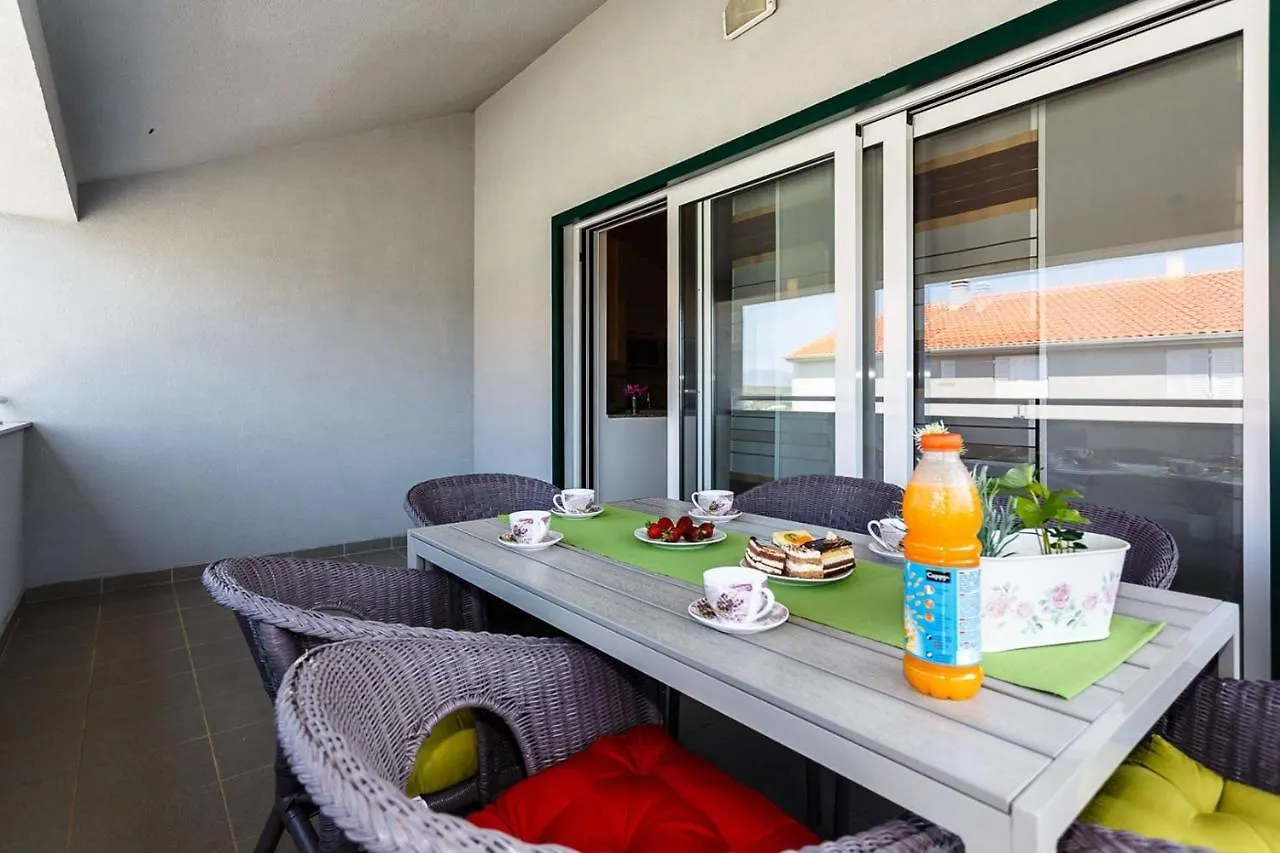 Apartment Adria 3 Malinska