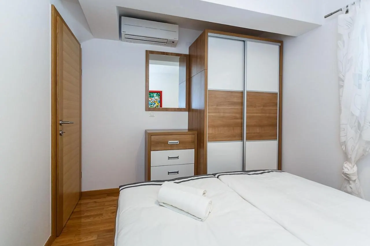 Apartment Adria 3 Malinska