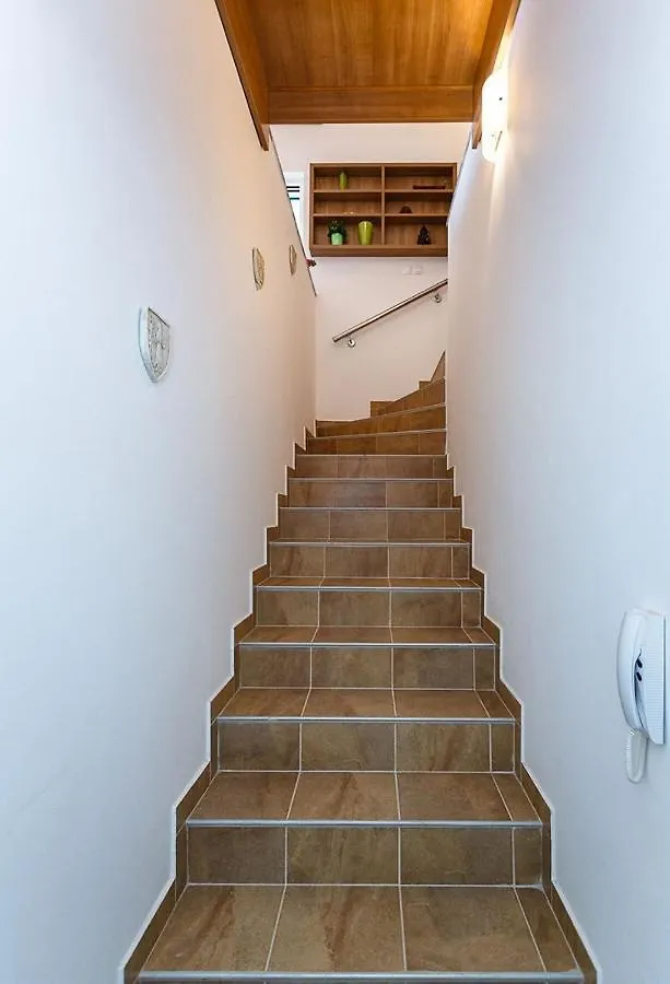 Apartment Adria 3 Malinska 0*,